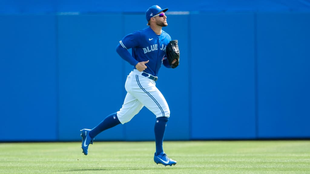 Nuevo logo en los uniformes de los Azulejos de Toronto para el