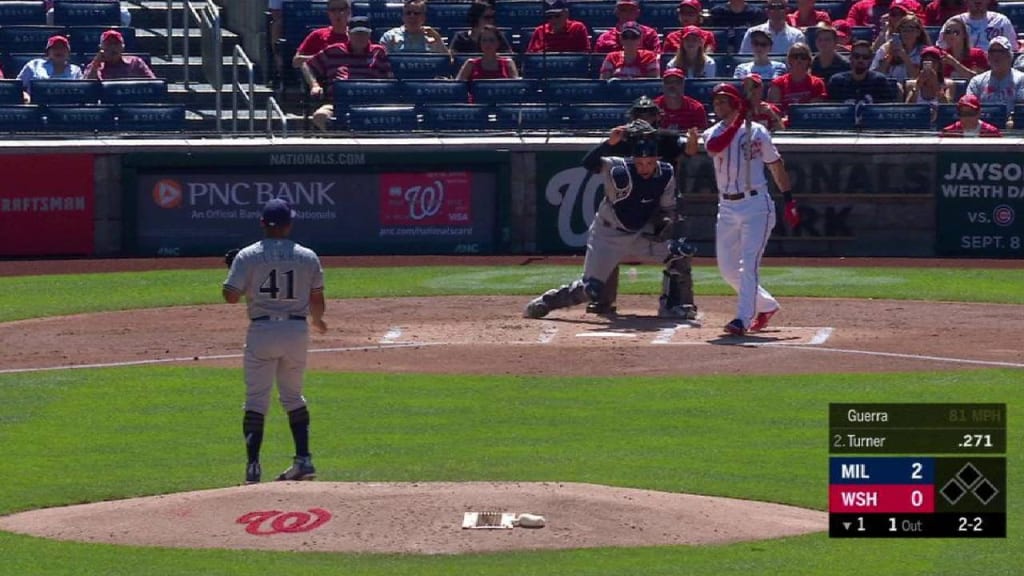 WSH@CLE: Turner plays his first game in center field 