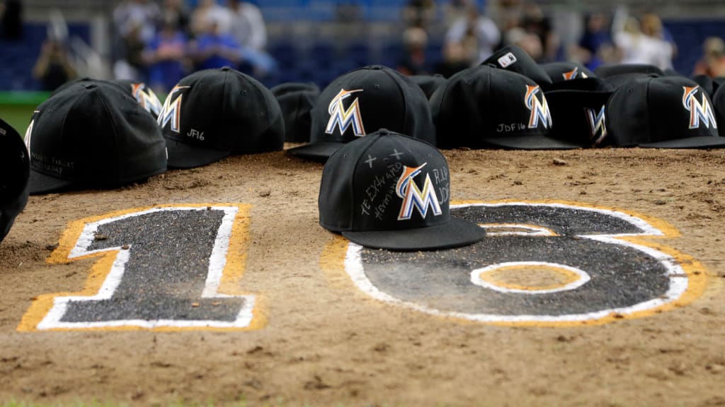 Miami Marlins retired numbers