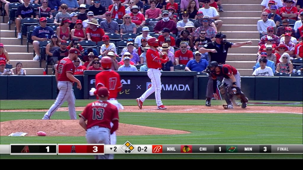 Straily gets Walsh swinging