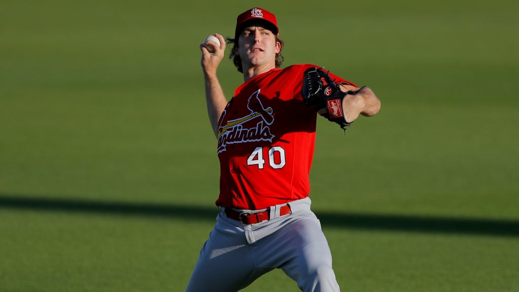 St. Louis Cardinals Pitcher Adam Wainwright sings national anthem