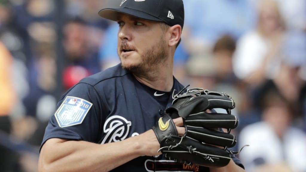 Scott Kazmir throws first bullpen session of Spring Training