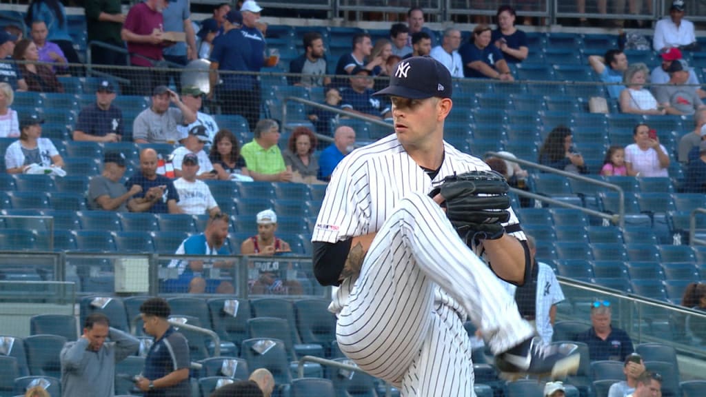 Column: Hot-swinging Gary Sanchez strikes again for Padres in win