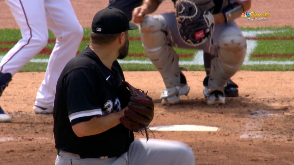 Former Texas Rangers Ace Lance Lynn To Undergo Knee Surgery