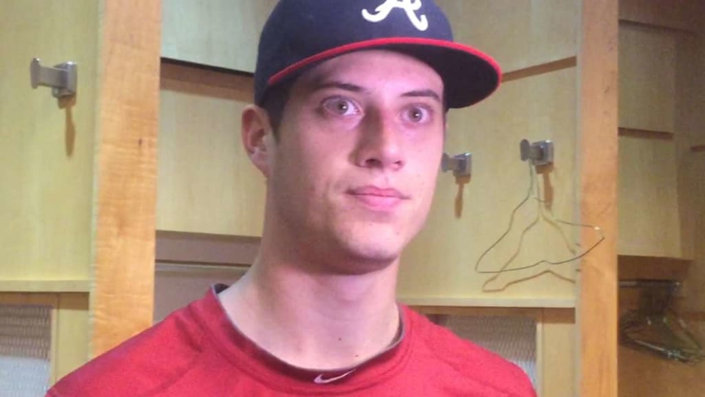 Atlanta Braves pitcher Matt Wisler unveils Tom Glavine-assisted