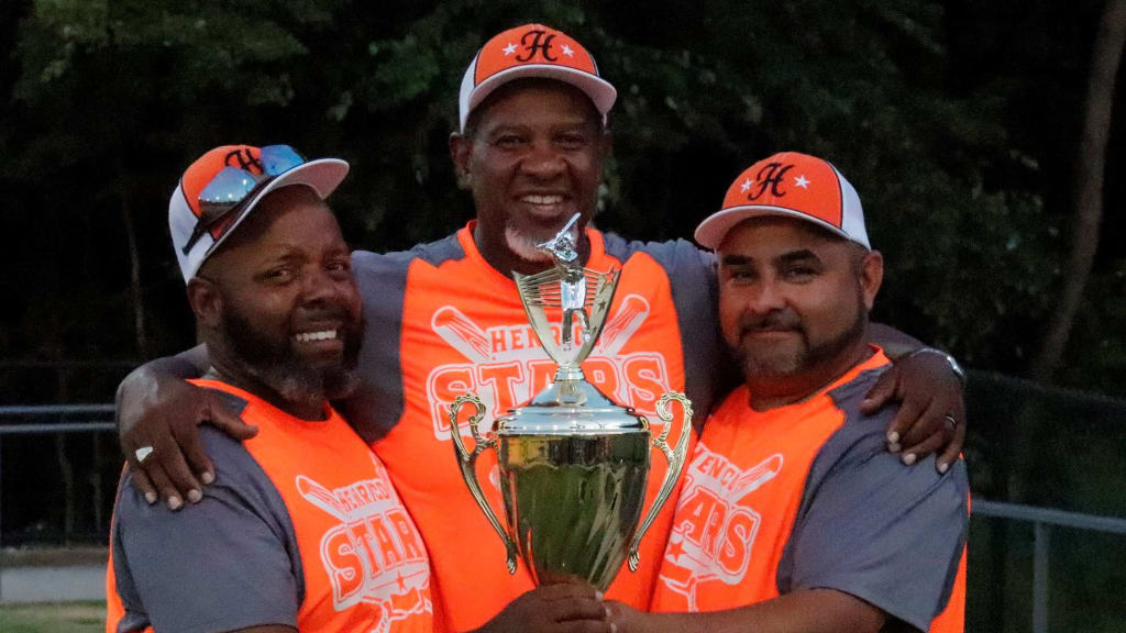Husband (center) with fellow Inner City Classic champion coaches Milton Parker (left) and Ellis Olivera (right).