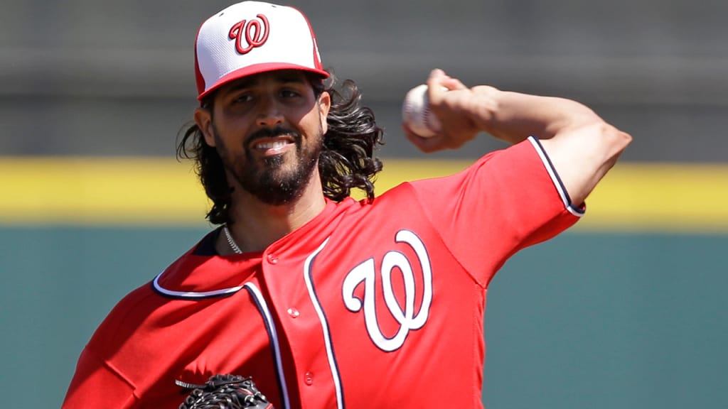 Gio Gonzalez allowed one run over 4 1/3 innings against the Astros on Monday. (AP)