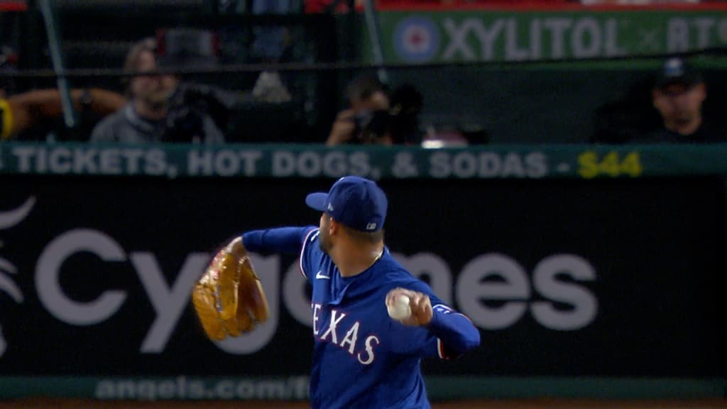 Martin Perez looks to send Rangers to series win vs. Angels