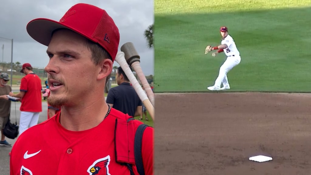 Cards' Molina catches Mikolas in a camp game