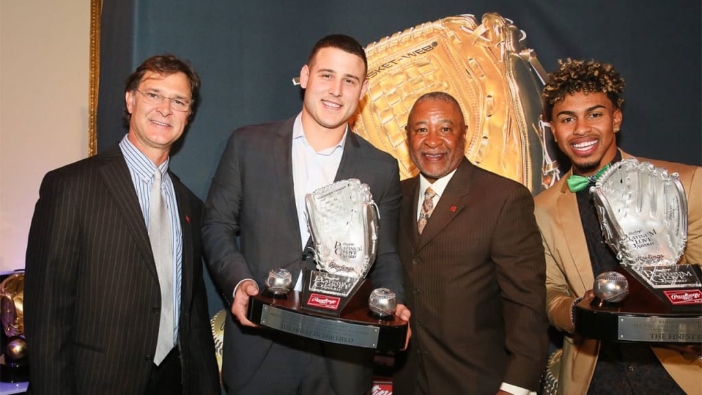 MLB News: Indians' Francisco Lindor wins first Gold Glove Award
