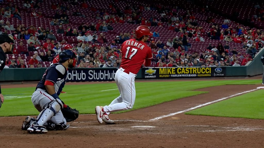 Nick Castellanos homers twice, walks it off for the Reds in extra