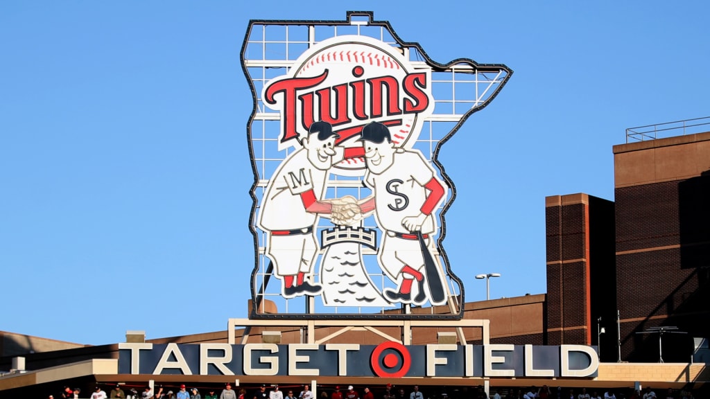 Target Field - Minnesota Twins Editorial Stock Image - Image of