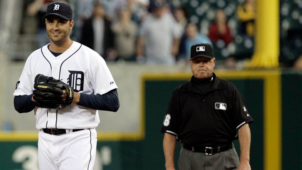 Former Detroit Tigers pitcher Denny McLain to auction off memorabilia