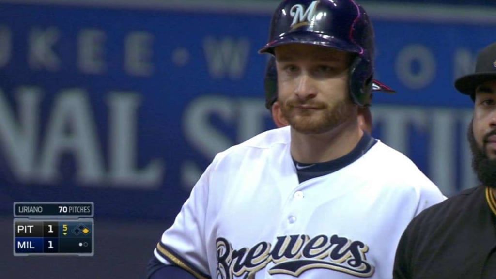Lucroy makes debut as Brewers lose again
