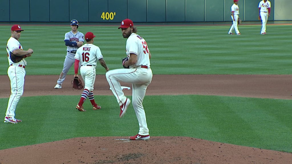 Wacha fans 5 in relief outing