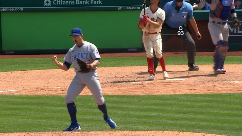David Robertson nails down save