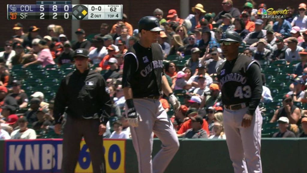 Inside The Rockies Clubhouse: Bud Black and DJ LeMahieu on the bunt