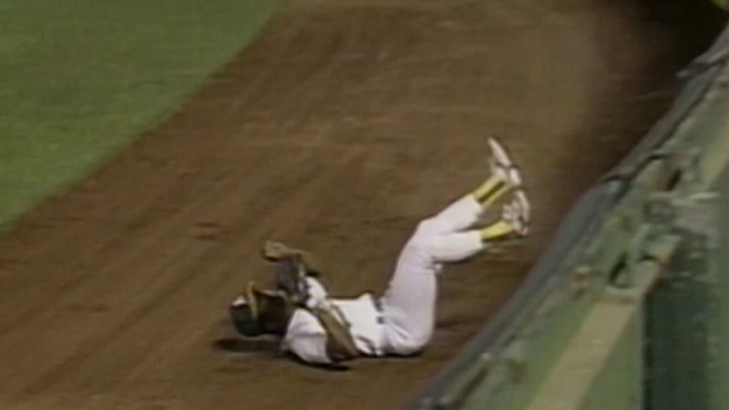 Reminder: Rickey Henderson had some of the best home-run trots ever