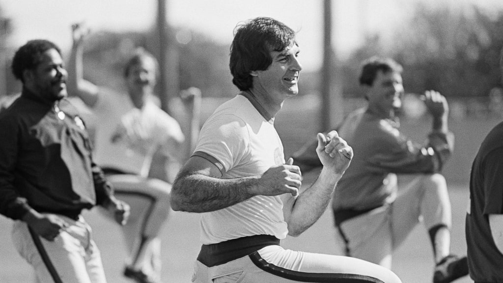 Italian / American Hall of Fame Manager: Tony LaRussa (1979-2011)