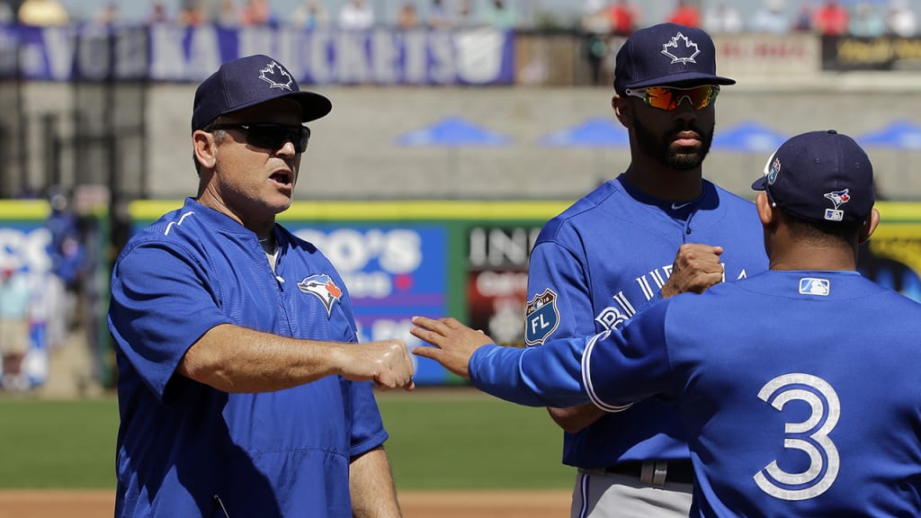 Blue Jays manager John Gibbons is 250-236 over the past three seasons. (AP)