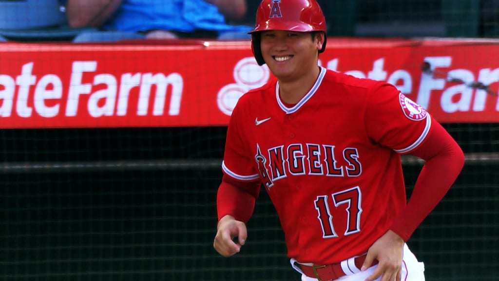 Former Angels Cy Young Award Finalist Pleads to Shohei Ohtani for