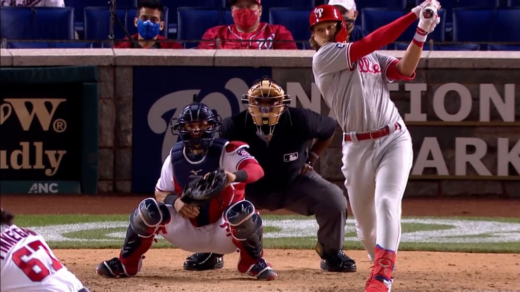 Juan Soto CRUSHES Home Run Off Of Scoreboard On One Knee