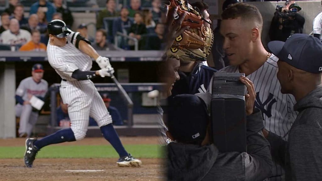 Nick Swisher's back representing the Yankees on MLB's Home Run Derby X