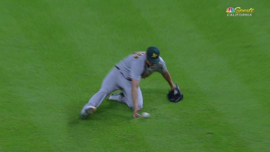 Graveman's smooth sliding play