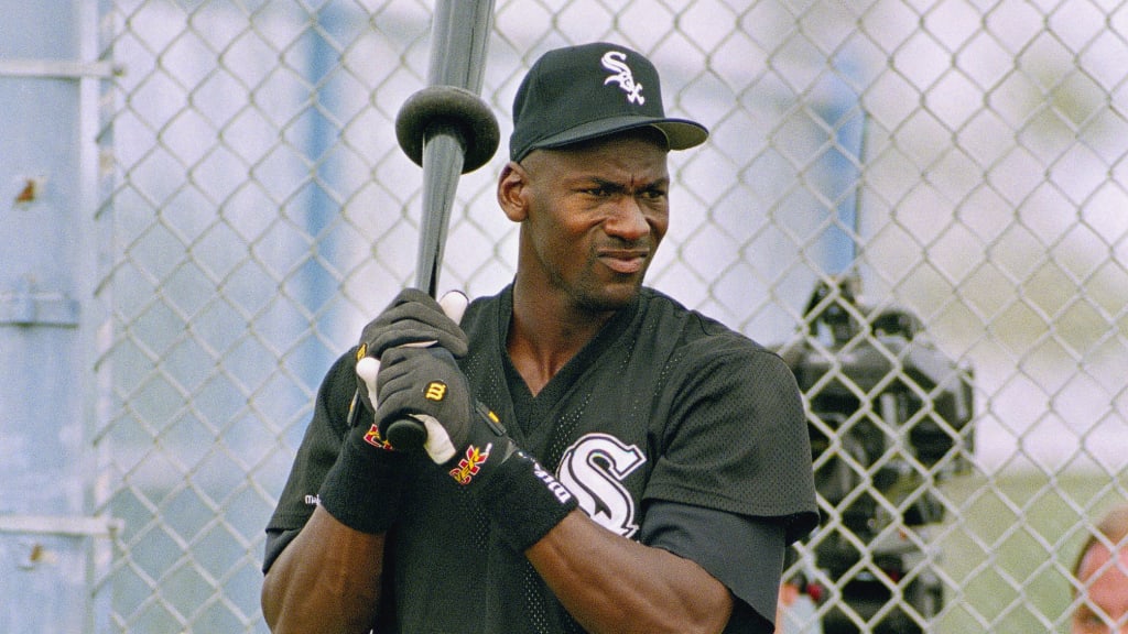 Four stories about Michael Jordan's baseball career that you