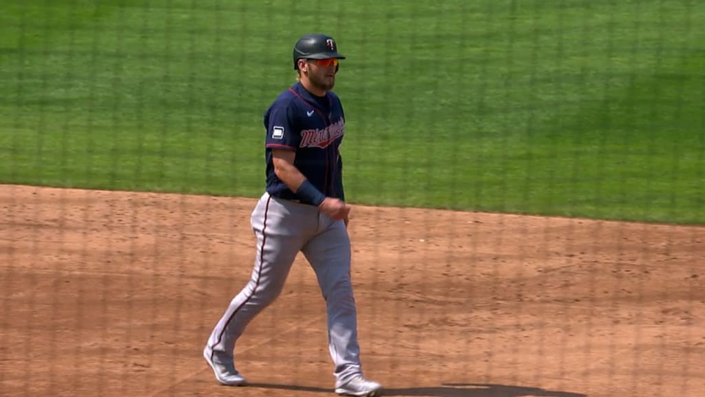 Josh Donaldson exits with injury