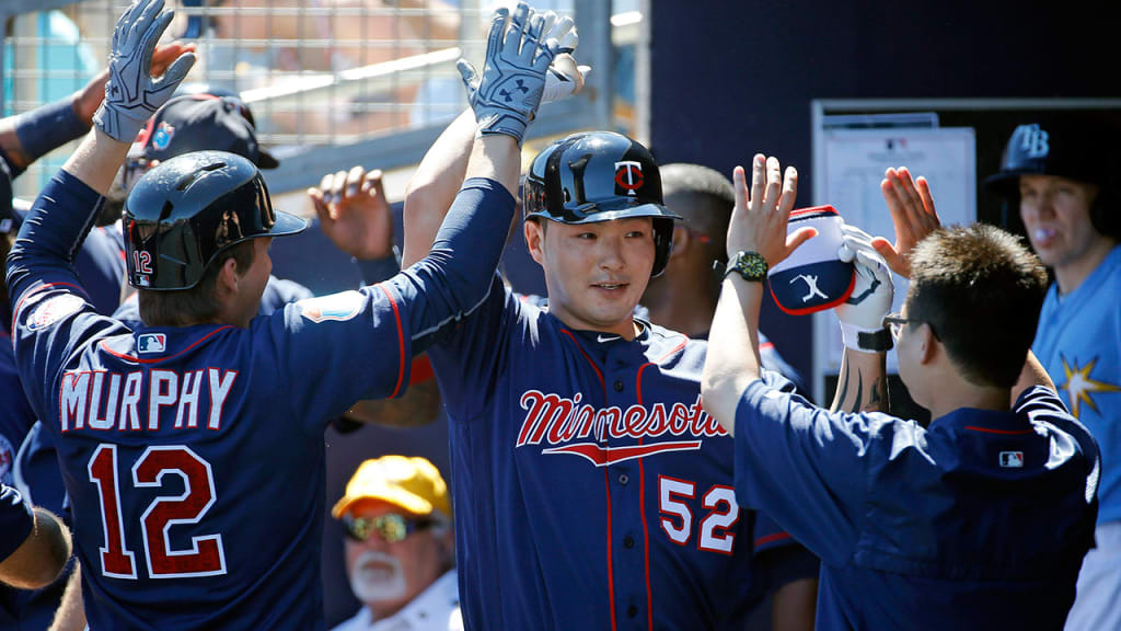 Byung Ho Park hit a grand slam off Jake Odorizzi on Sunday in the first inning, his first Twins home run. (AP)