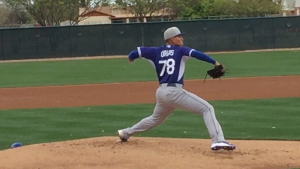 Dodgers to call up teenage pitching sensation Julio Urias to start