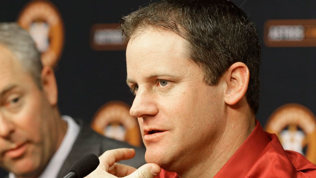 Roy Oswalt to visit Astros as guest instructor