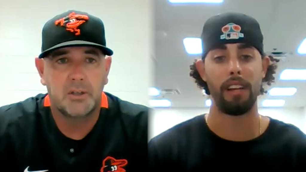 Orioles to honor superfan Mo Gaba & former shortstop J.J. Hardy at 2021  Hall of Fame