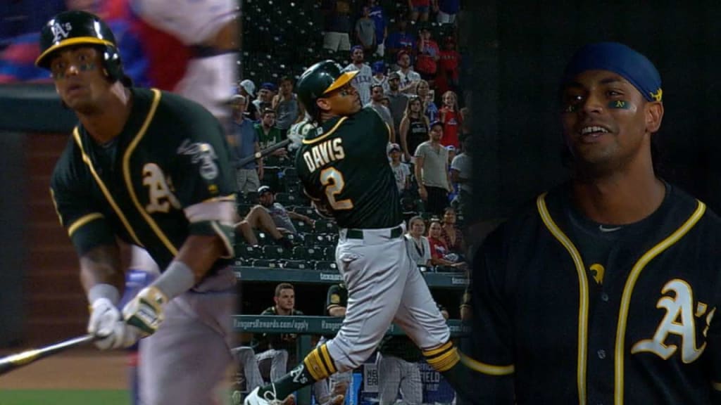 Athletics rally behind Khris Davis' 2 HRs