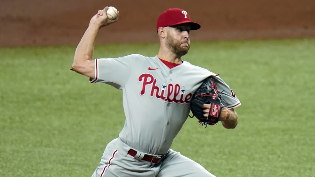 Philadelphia Phillies pitcher Zack Wheeler rips fingernail putting on pants  - ESPN