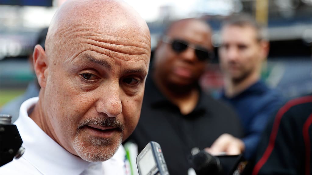 GM Mike Rizzo likes versatile Nationals roster