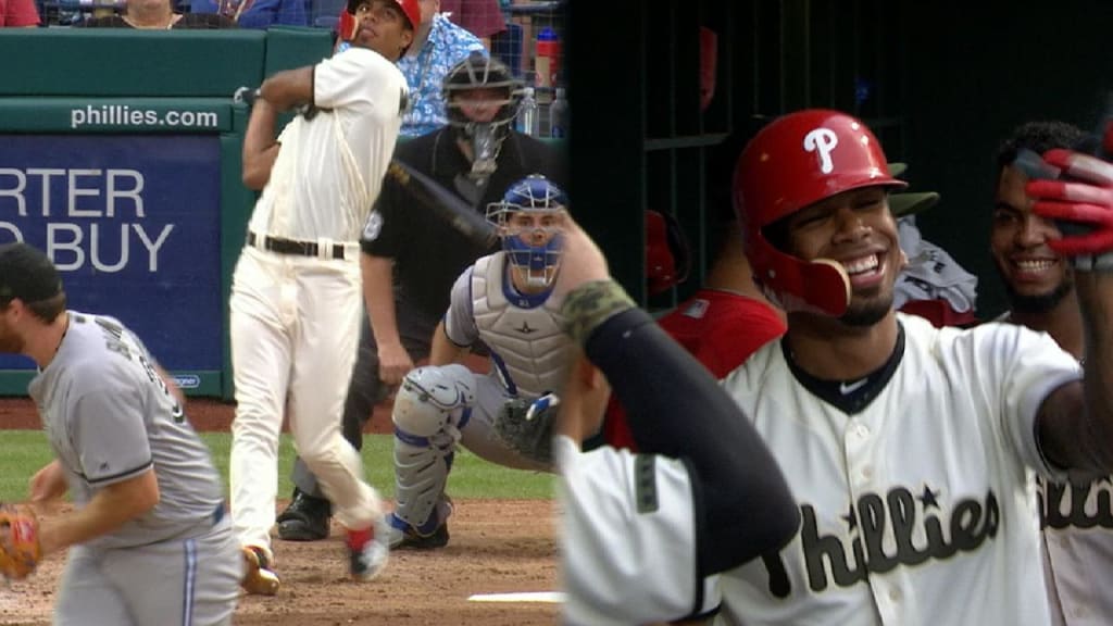 Must C: Williams' pinch-hit HR