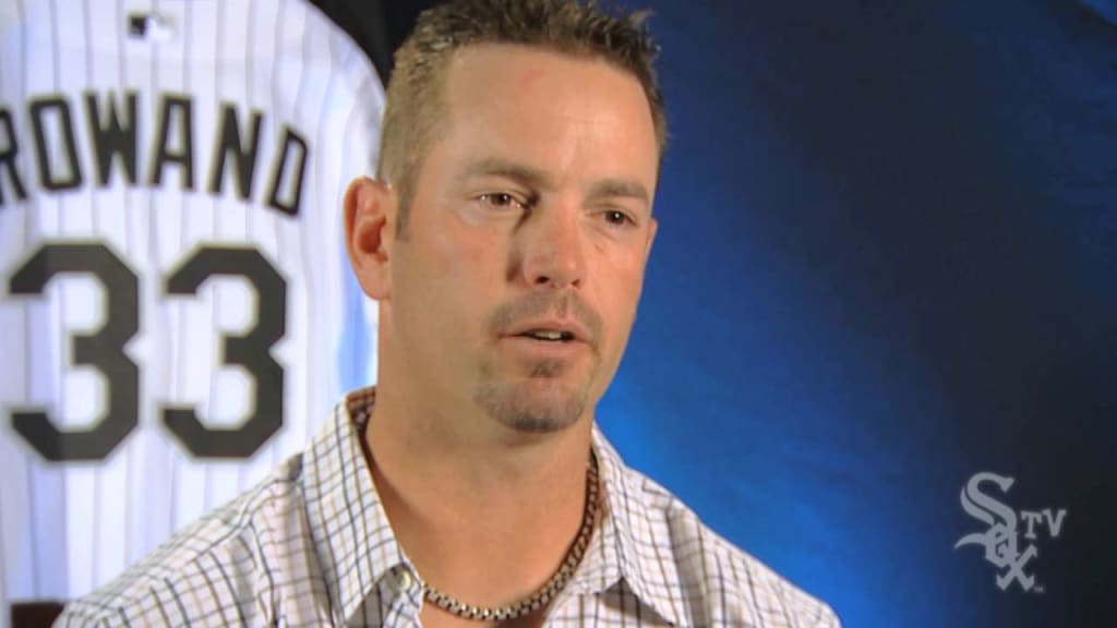 Aaron Rowand mentoring as outfield coordinator