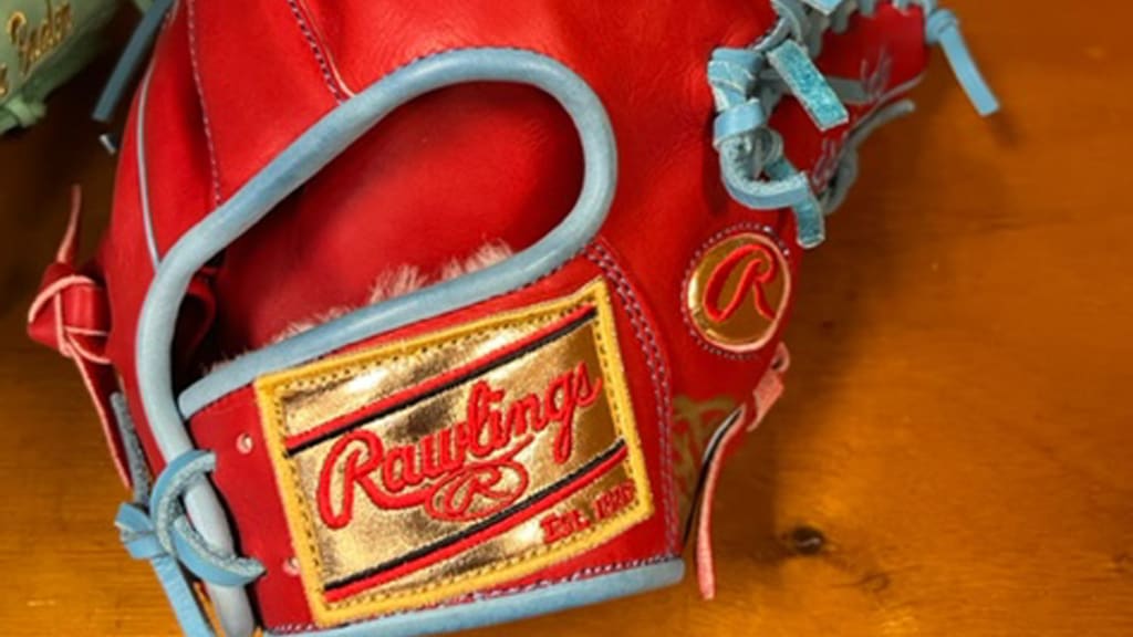 2021 St. Louis Cardinals Heart of the Hide Glove