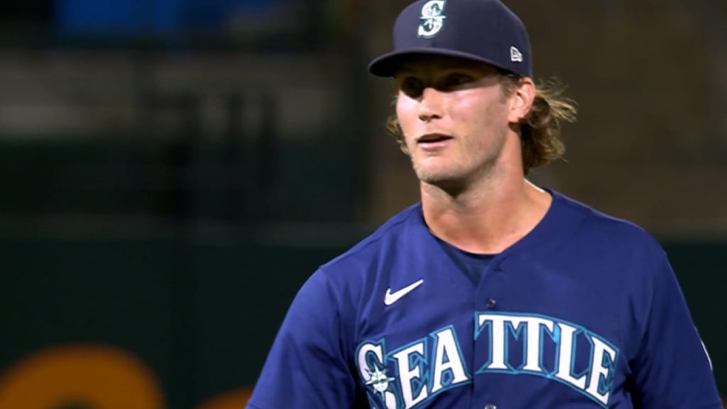 Mariners beat Athletics 5-2 to stay in AL wild-card chase