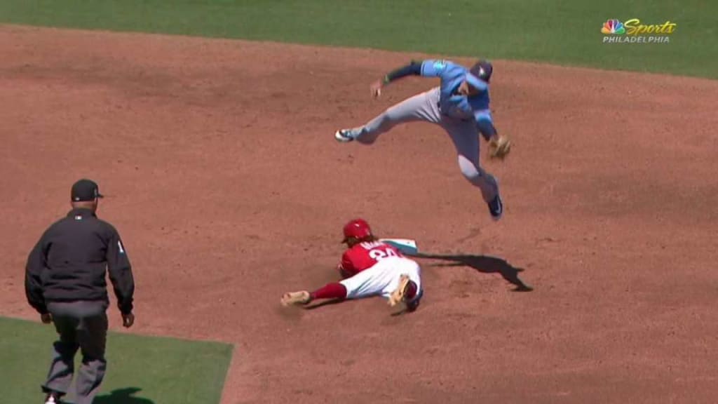 Guardians' Roman Quinn hits home run vs. Reds in Cactus League 