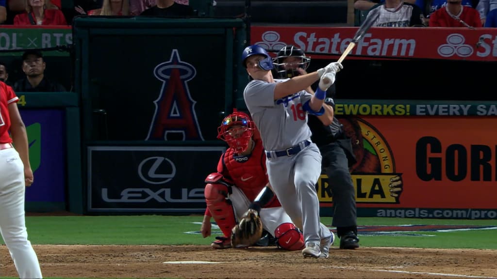 Clayton Kershaw flirts with perfect game as Dodgers top Angels