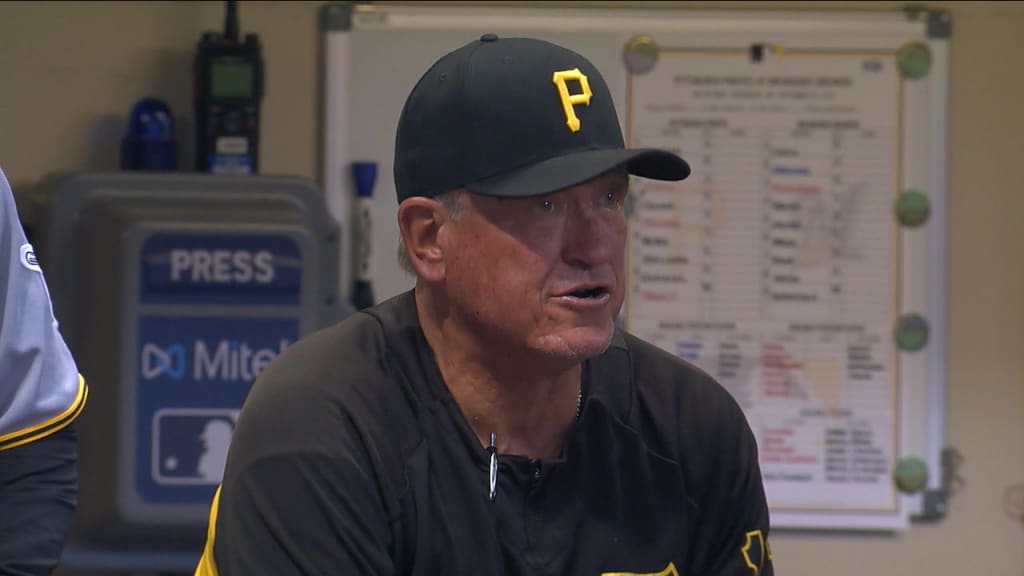 Pirates extend contracts of GM Huntington and manager Hurdle through 2021 