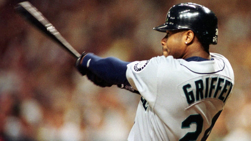 What Ken Griffey's stats might have looked like if he'd stayed