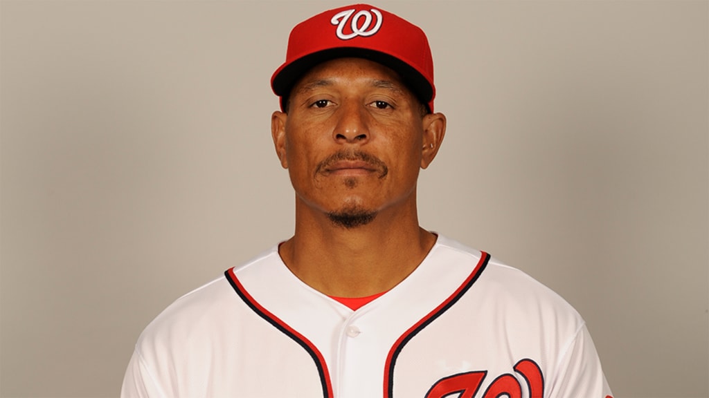 Arriba 77+ imagen mets coach