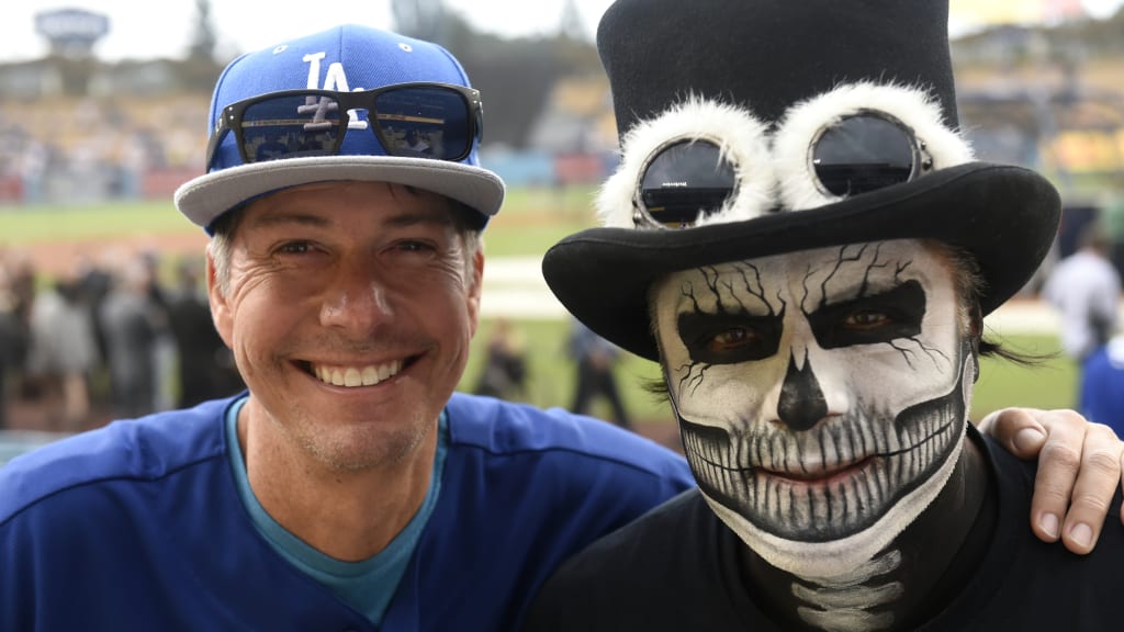 Ten great baseball Halloween costumes you can make at home