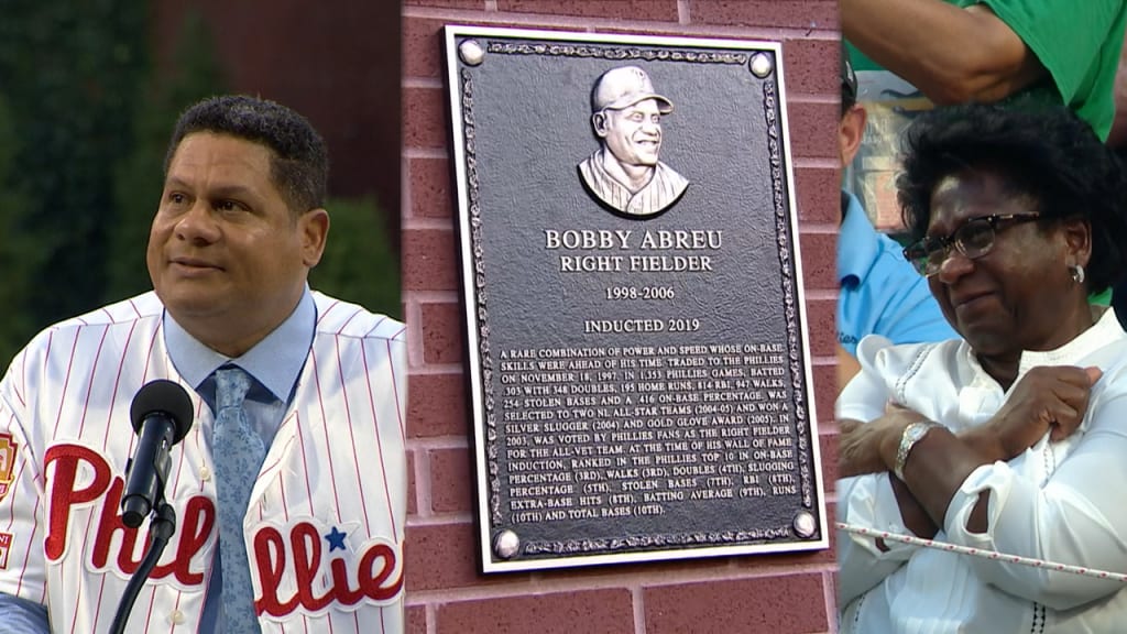 Bobby Abreu joins franchise immortals on the Phillies Wall of Fame