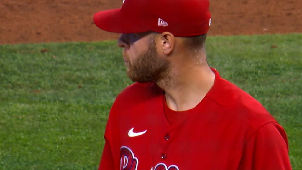 Zack Wheeler's fingernail looks NASTY but he's still pumping 99