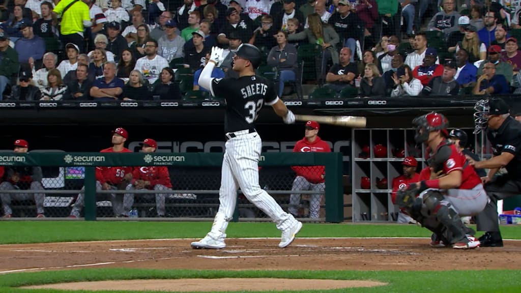 Carlos Rodon now has five-straight wins for the White Sox to open